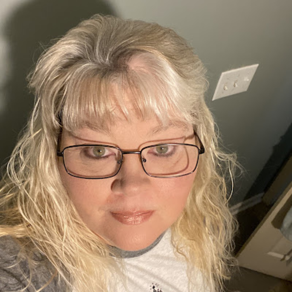 Meet your Posher, Brenda